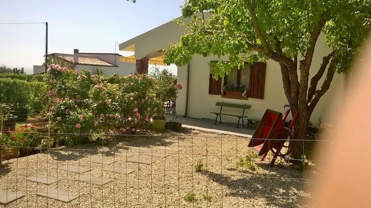 B&B Stella Maris Magomadas Eksteriør billede